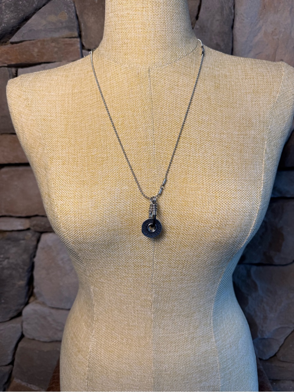 New🌟Free People-Silver-Tone Round Pendant Necklace - Women Jewelry - Picture 2 of 3